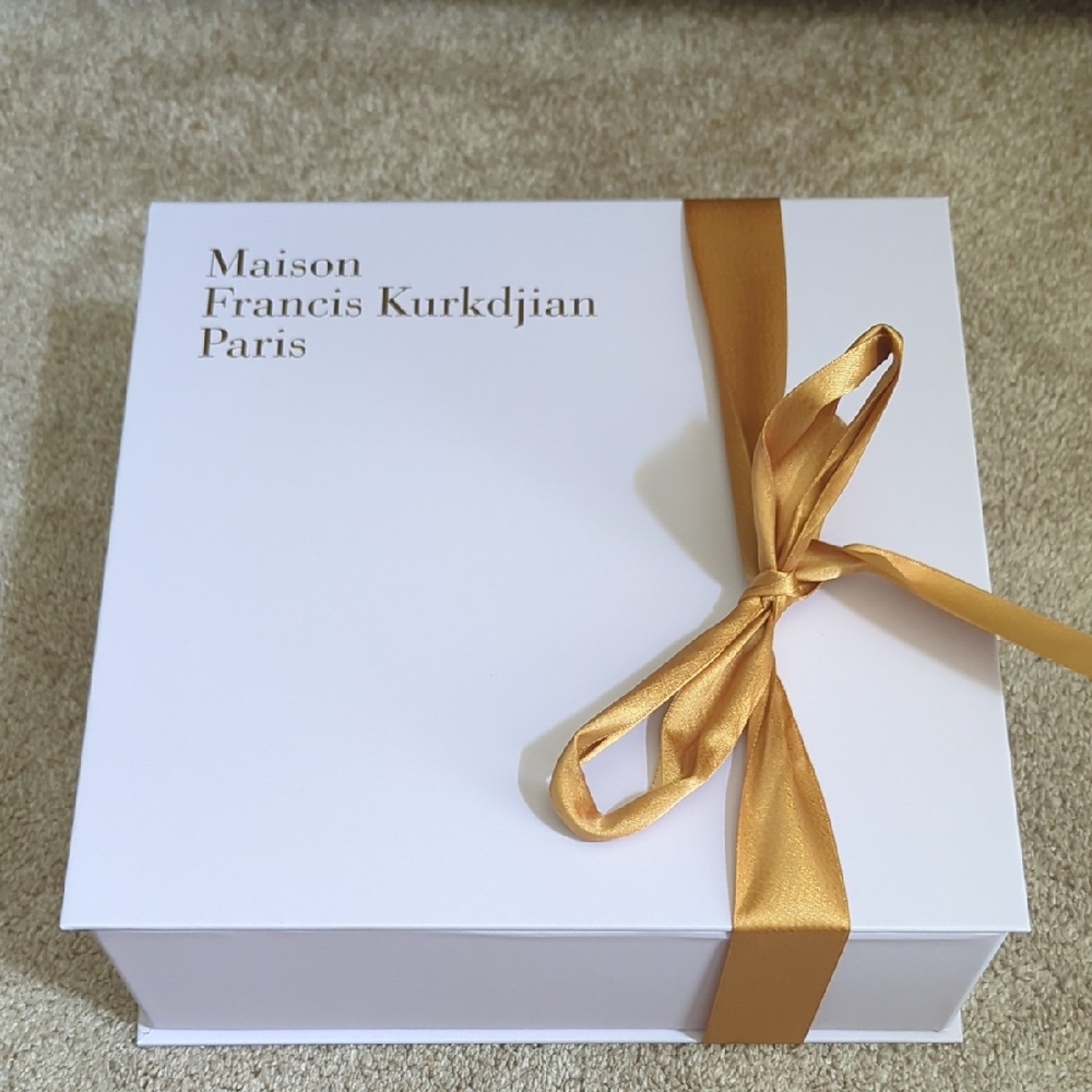 Maison Francis Kurkdjian White Box with Gold Ribbon